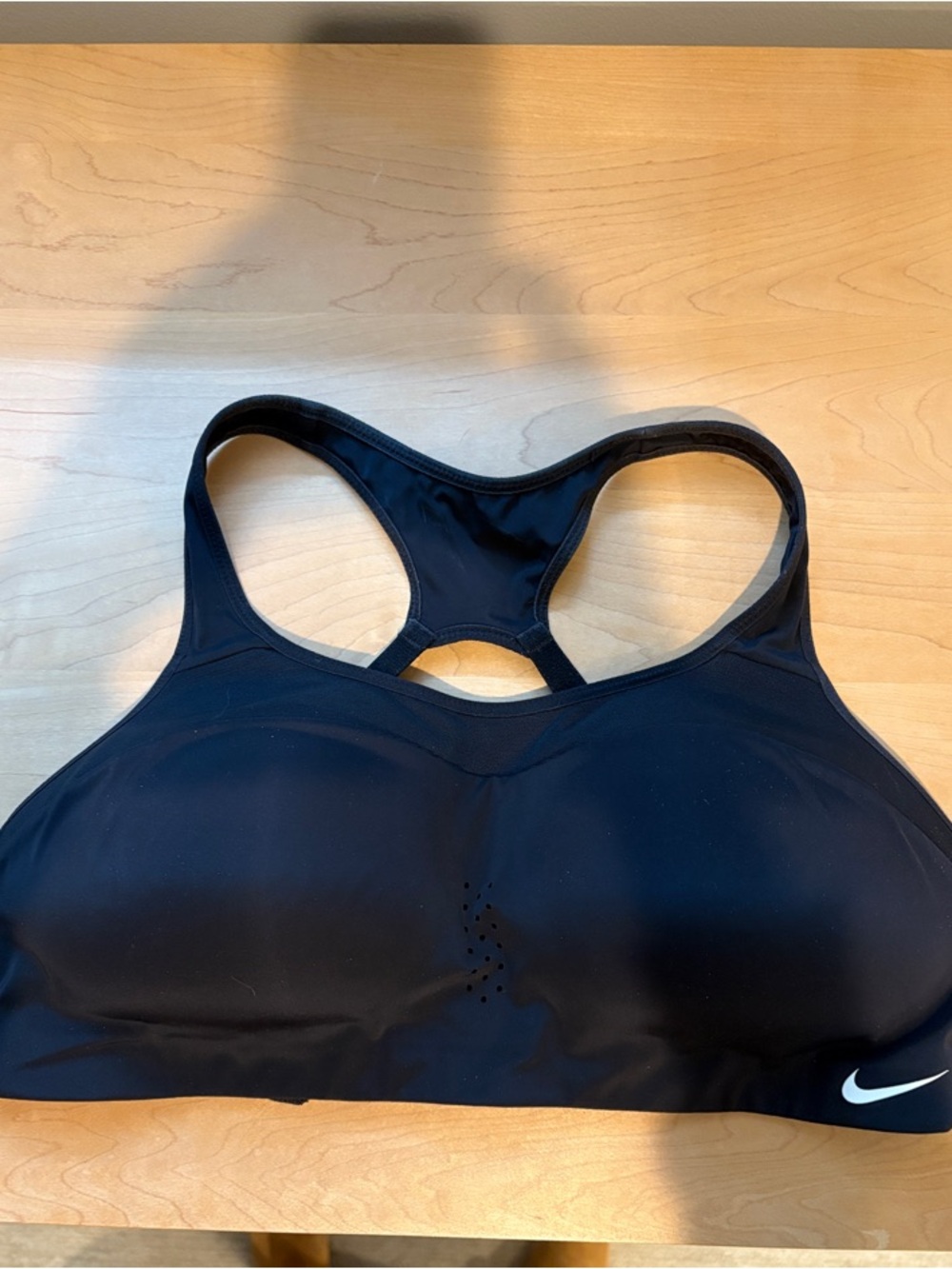 Like new Nike Alpha Women's High Support Sports Bra size small (D/E)